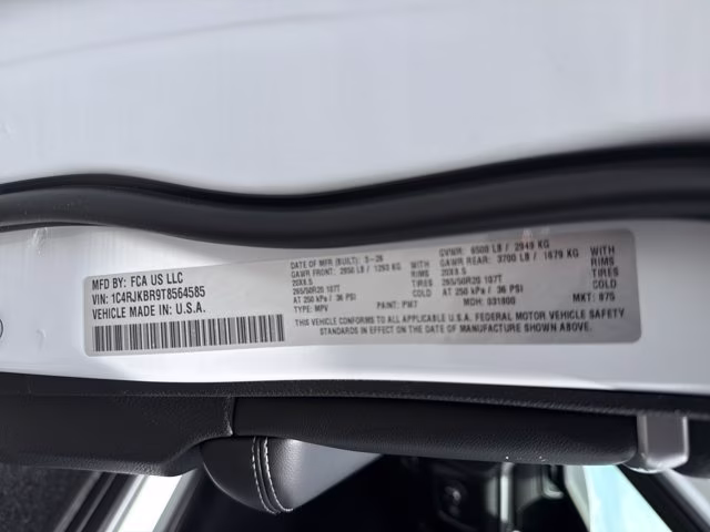 2026 Bright White Clearcoat Jeep Grand Cherokee L Limited 4X4 SUV