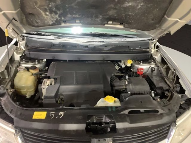 2009 Bright Silver Metallic Clearcoat Dodge Journey SXT AWD SUV