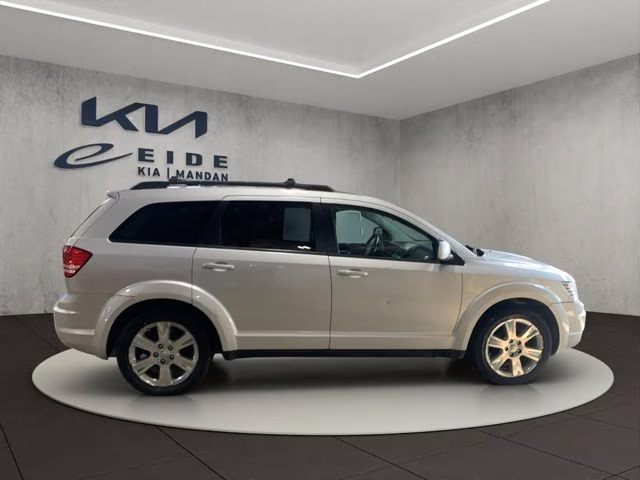 2009 Bright Silver Metallic Clearcoat Dodge Journey SXT AWD SUV