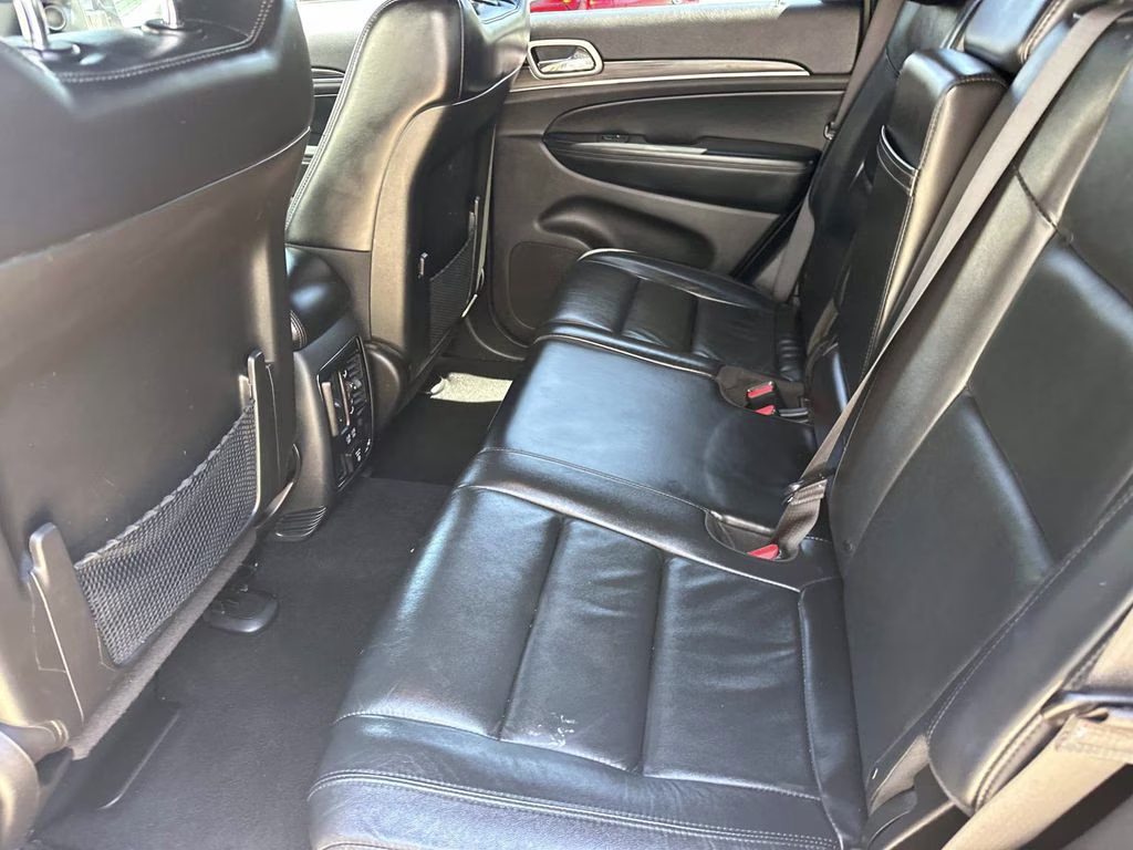 2019 Granite Crystal Metallic Clearcoat Jeep Grand Cherokee Limited 4X4 SUV
