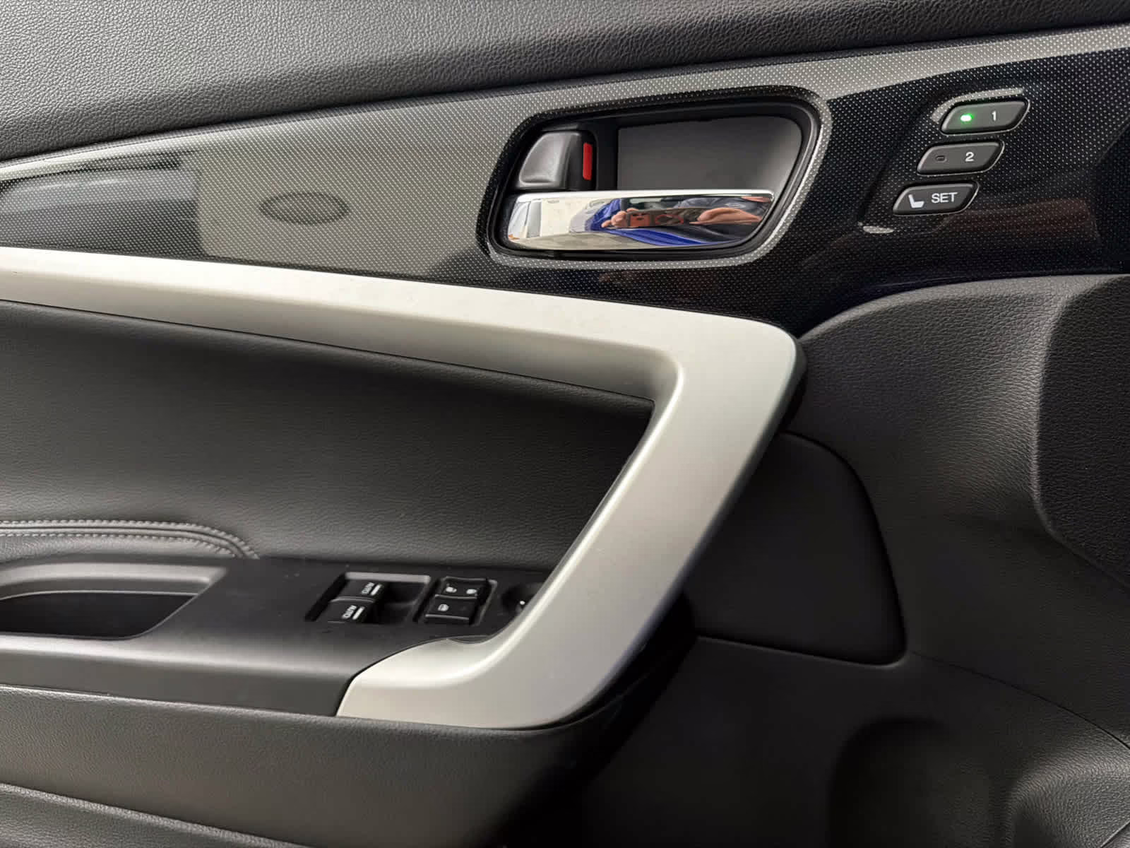 2013 Still Night Pearl Honda Accord EX-L FWD Sedan