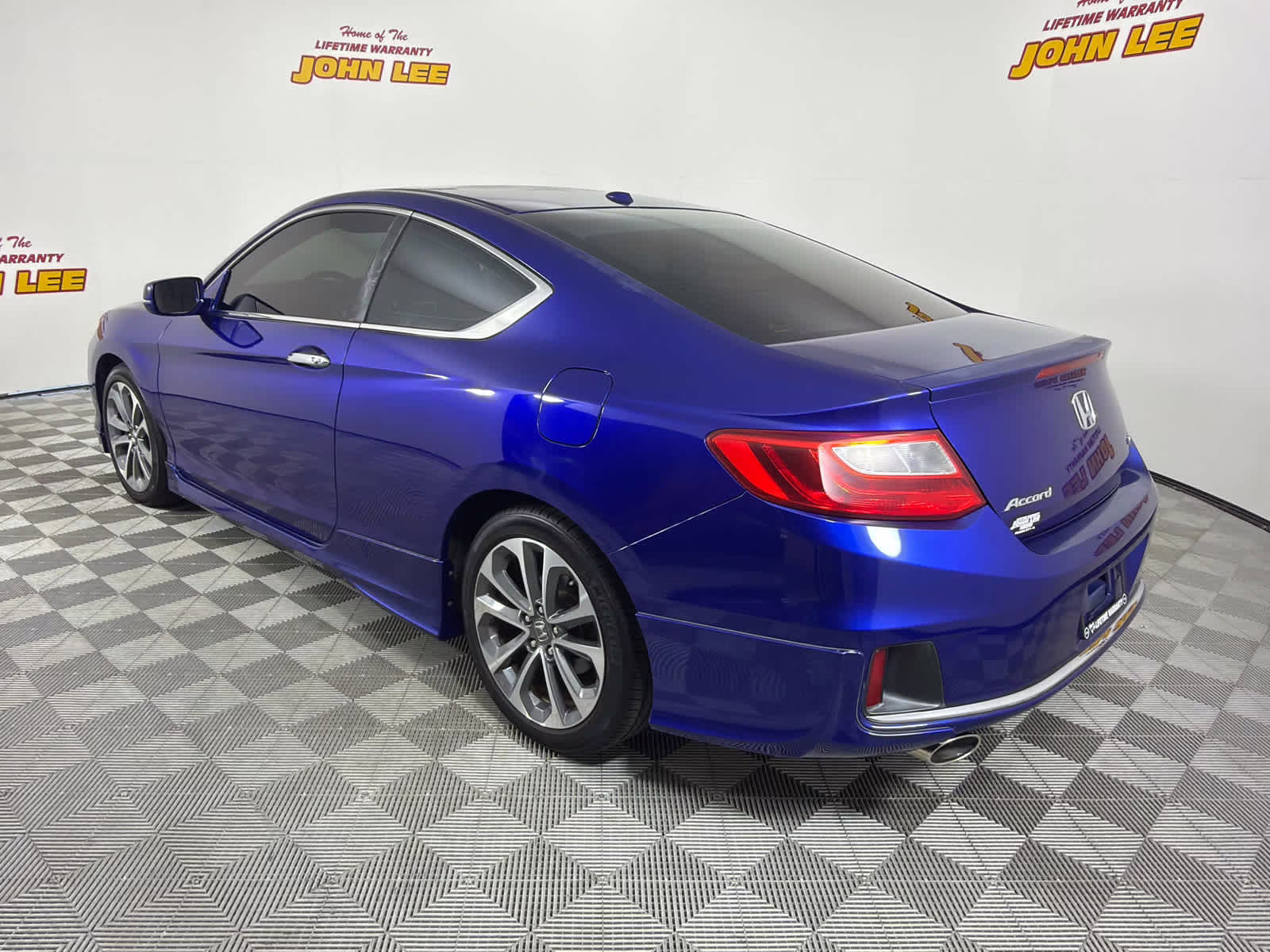 2013 Still Night Pearl Honda Accord EX-L FWD Sedan