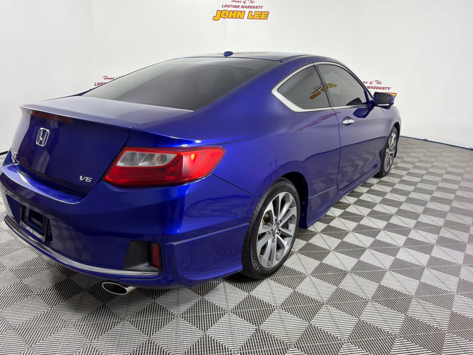 2013 Still Night Pearl Honda Accord EX-L FWD Sedan