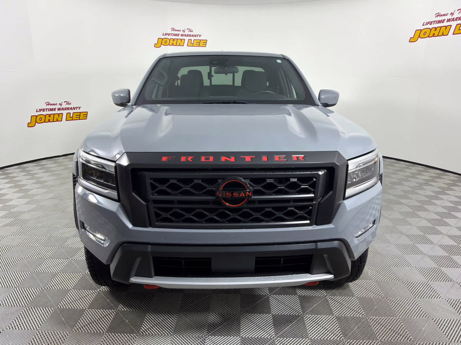 2023 Boulder Gray Pearl Nissan Frontier PRO-4X 4X4 Truck