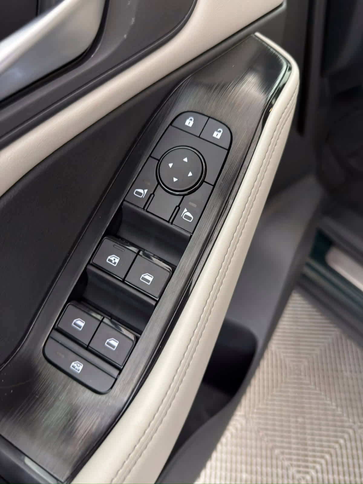 2026 Obsidian Green Nissan Rogue Dark Armor FWD SUV