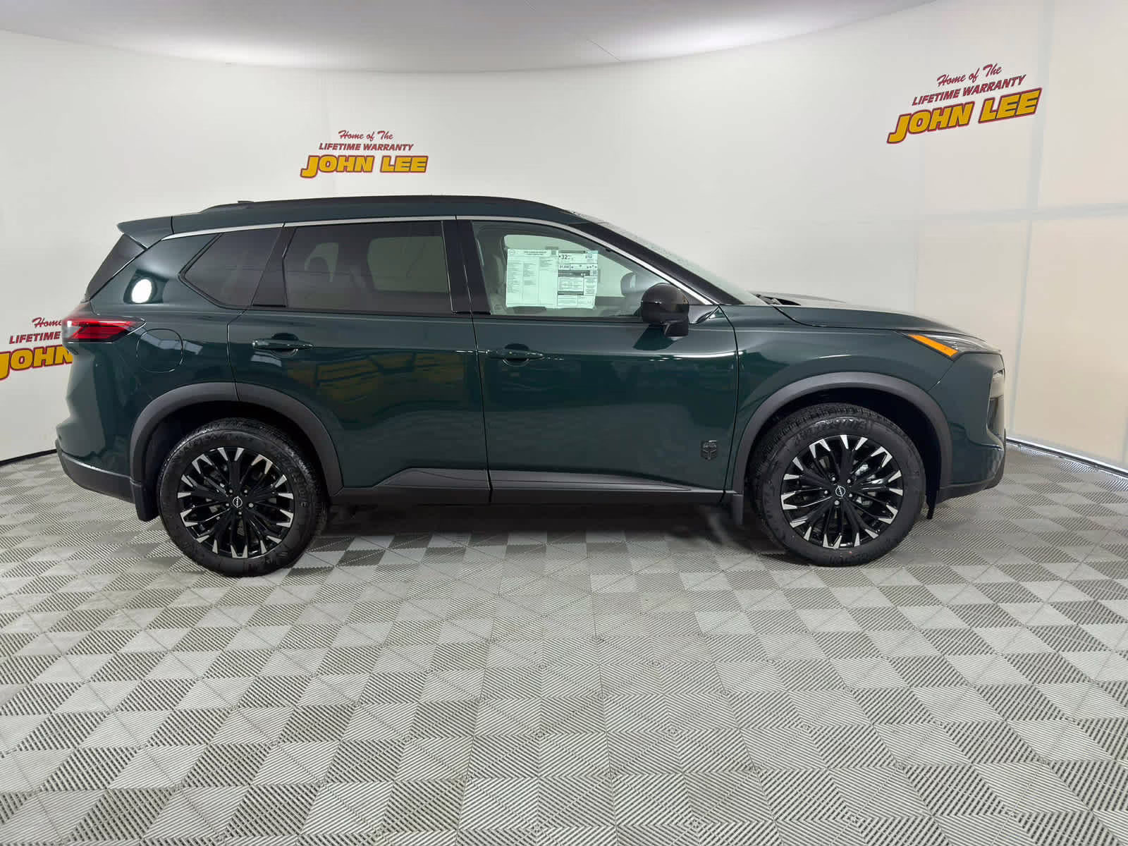 2026 Obsidian Green Nissan Rogue Dark Armor FWD SUV