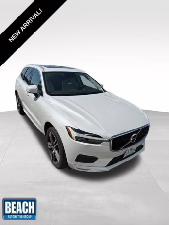 2021 Crystal White Volvo XC60 T5 Momentum FWD SUV