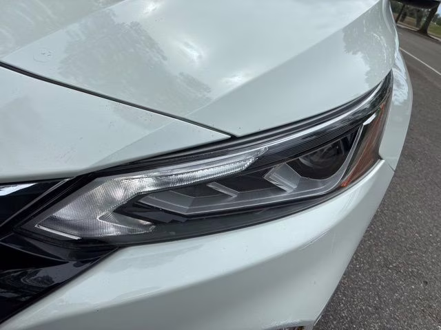 2021 Pearl White Tricoat Nissan Altima 2.5 SV FWD Sedan