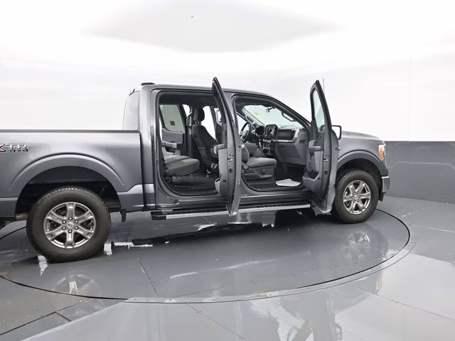 2023 Gray Ford F-150 XLT 4X4 Truck
