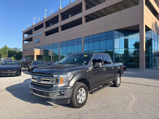 2019 Magnetic Metallic Ford F-150 XLT Crew Cab Pickup 4X4 Truck