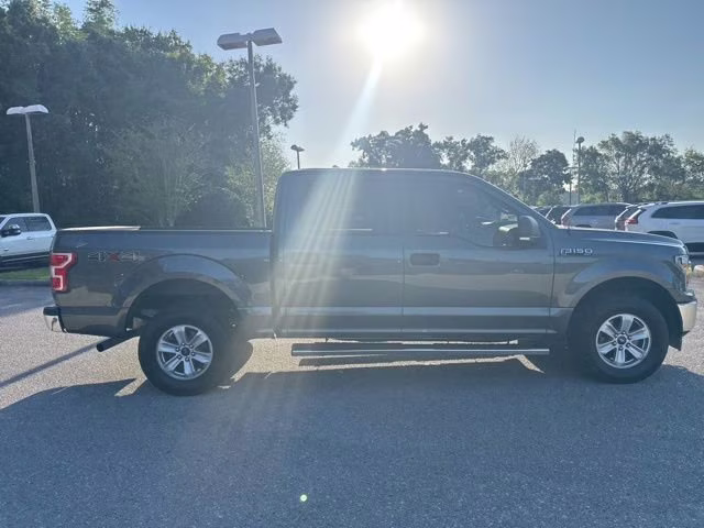 2019 Magnetic Metallic Ford F-150 XLT Crew Cab Pickup 4X4 Truck