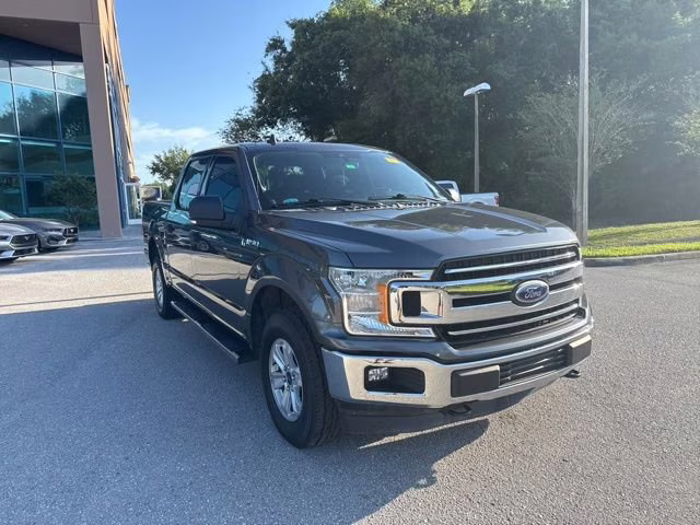 2019 Magnetic Metallic Ford F-150 XLT Crew Cab Pickup 4X4 Truck