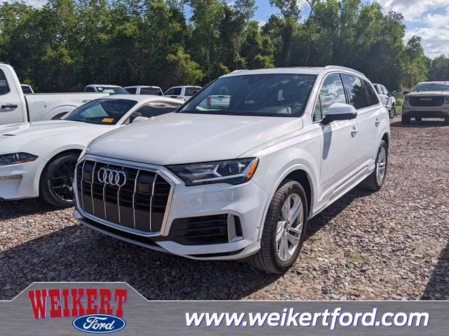 2023 Glacier White Audi Q7 55 Premium Plus AWD SUV