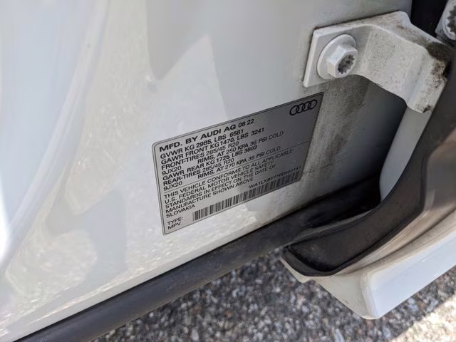 2023 Glacier White Audi Q7 55 Premium Plus AWD SUV