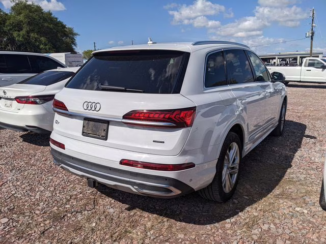 2023 Glacier White Audi Q7 55 Premium Plus AWD SUV