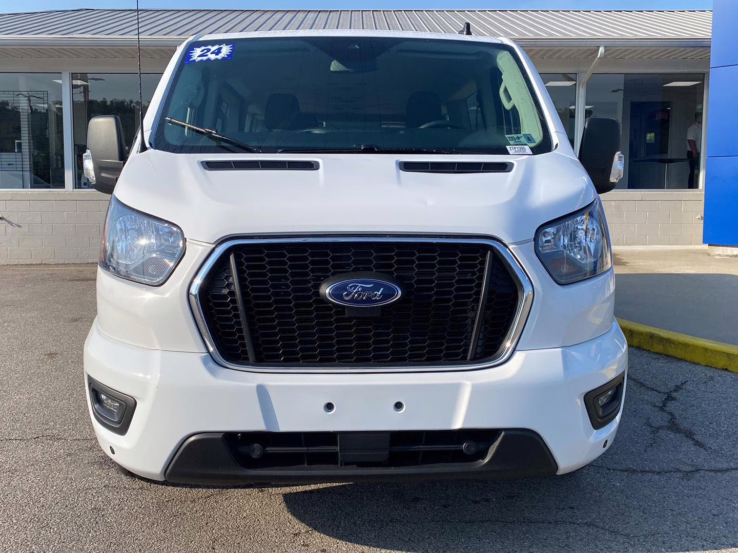 2024 Oxford White Ford Transit 350 XLT RWD Van
