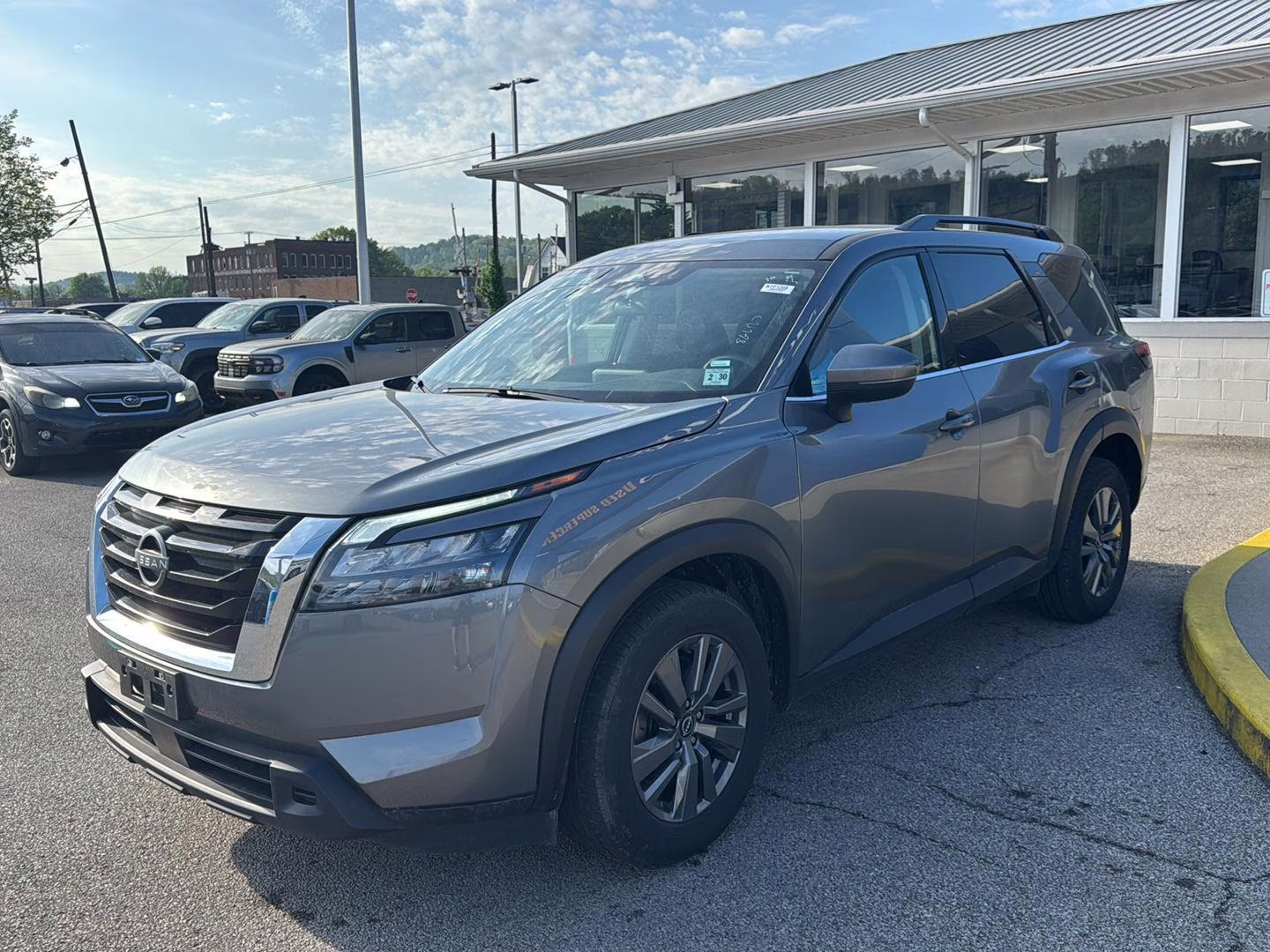 2025 Gun Metallic Nissan Pathfinder SV 4X4 SUV