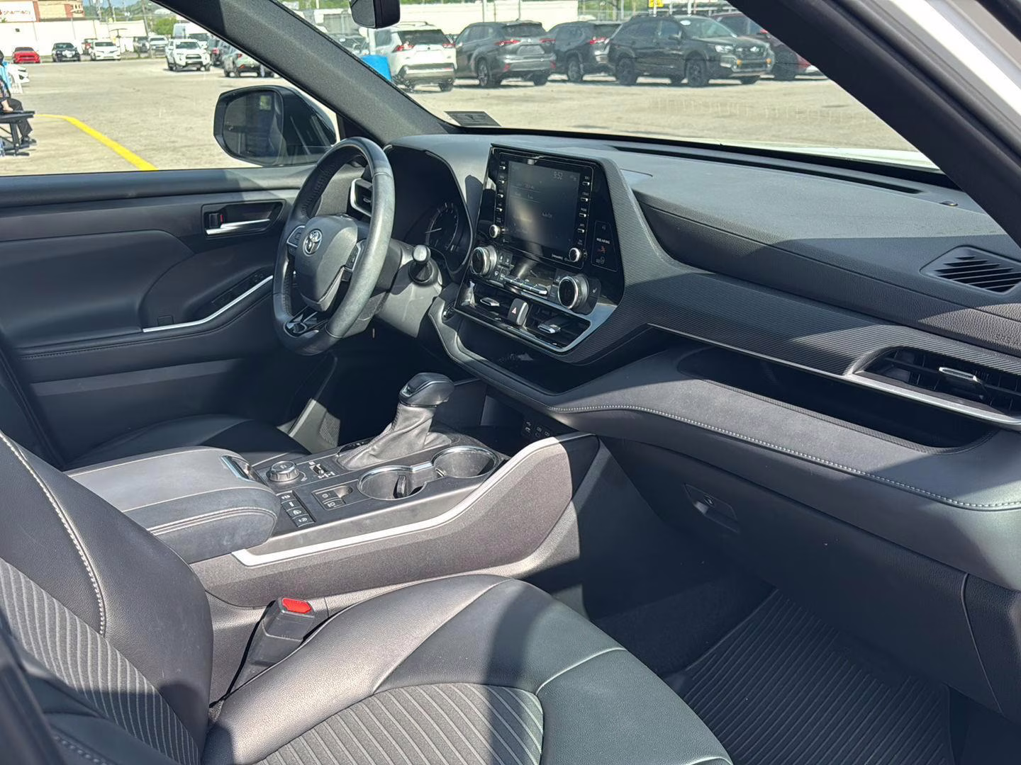 2022 Wind Chill Pearl Toyota Highlander XSE AWD SUV