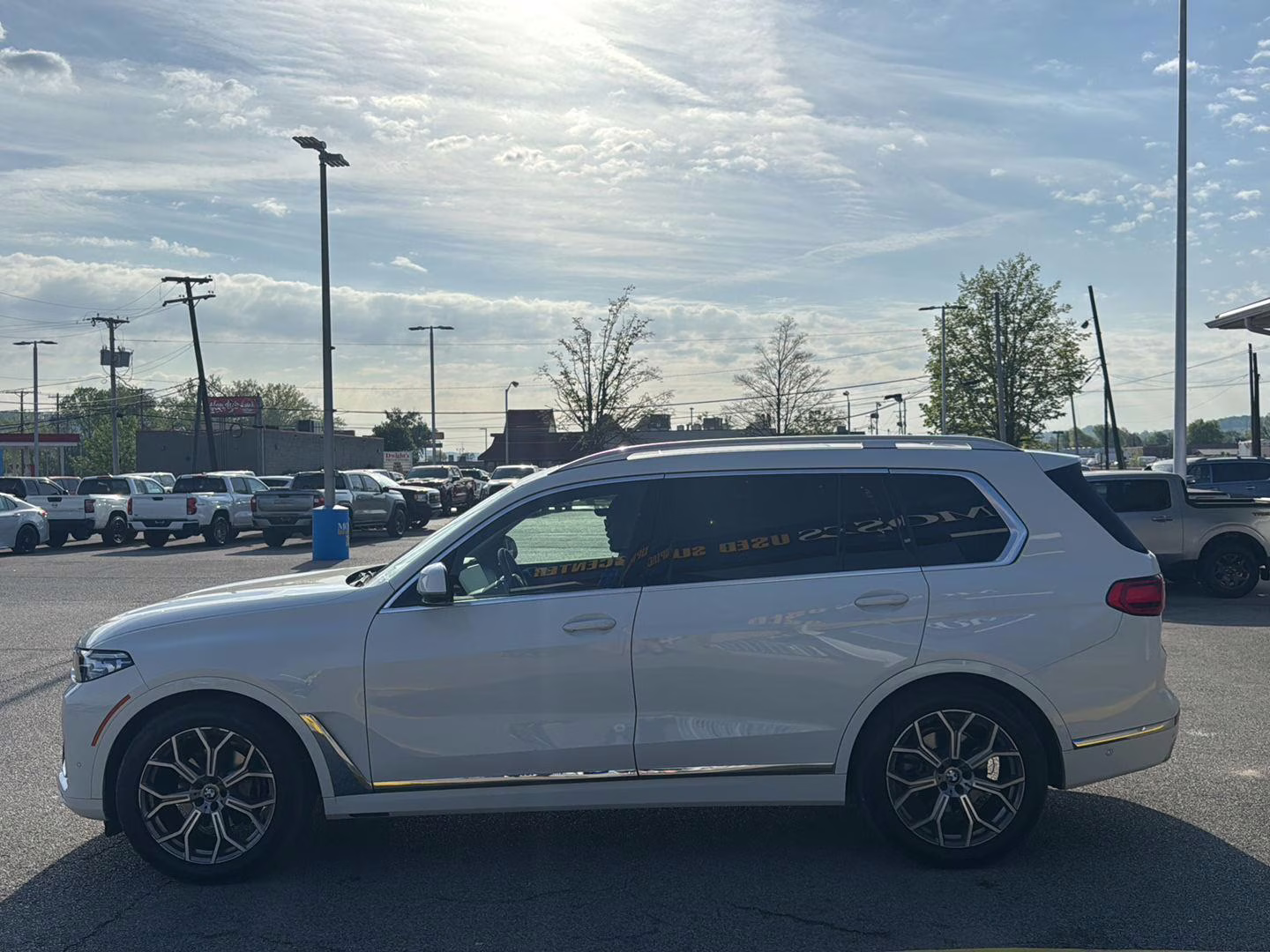 2022 Alpine White BMW X7 xDrive40i AWD Sports Activity Vehicle