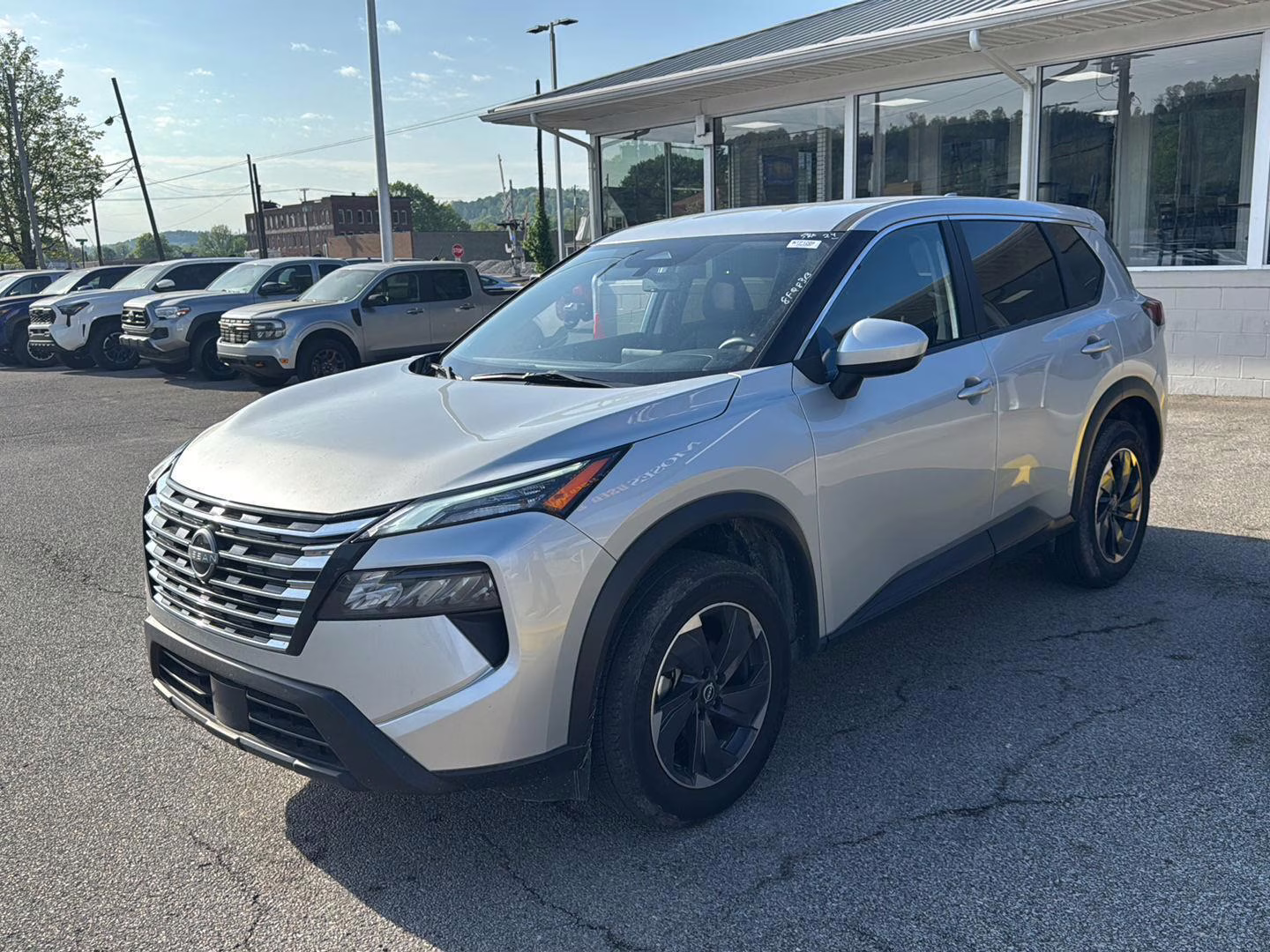 2024 Brilliant Silver Metallic Nissan Rogue SV AWD SUV