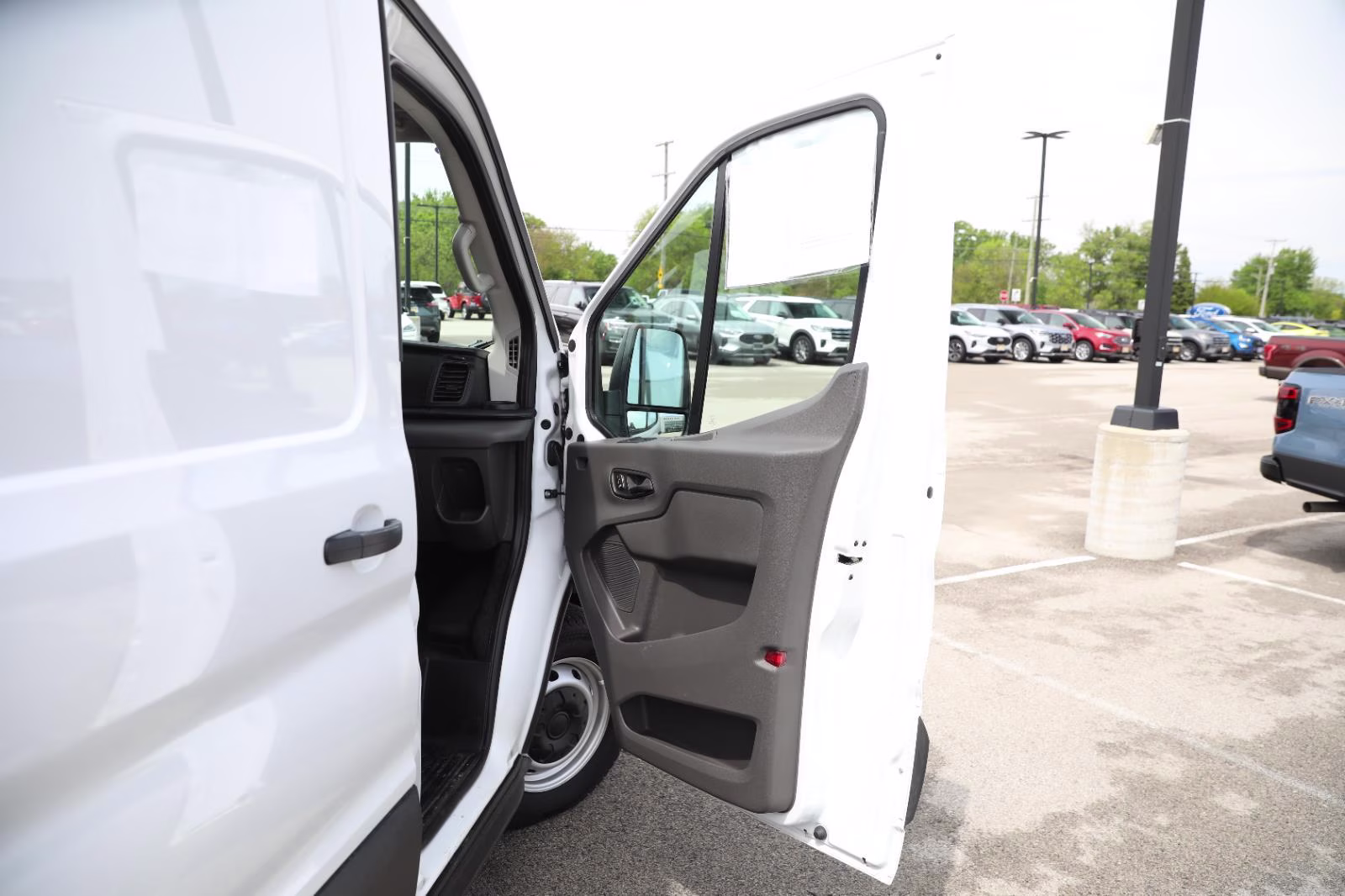 2025 Oxford White Ford Transit 250 RWD Van