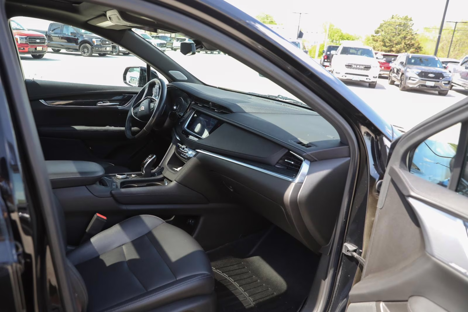 2021 Stellar Black Metallic Cadillac XT5 AWD Premium Luxury AWD SUV