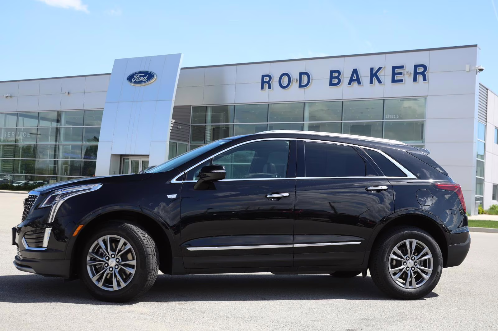 2021 Stellar Black Metallic Cadillac XT5 AWD Premium Luxury AWD SUV
