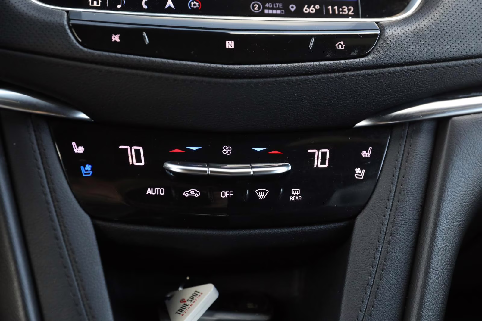 2021 Stellar Black Metallic Cadillac XT5 AWD Premium Luxury AWD SUV