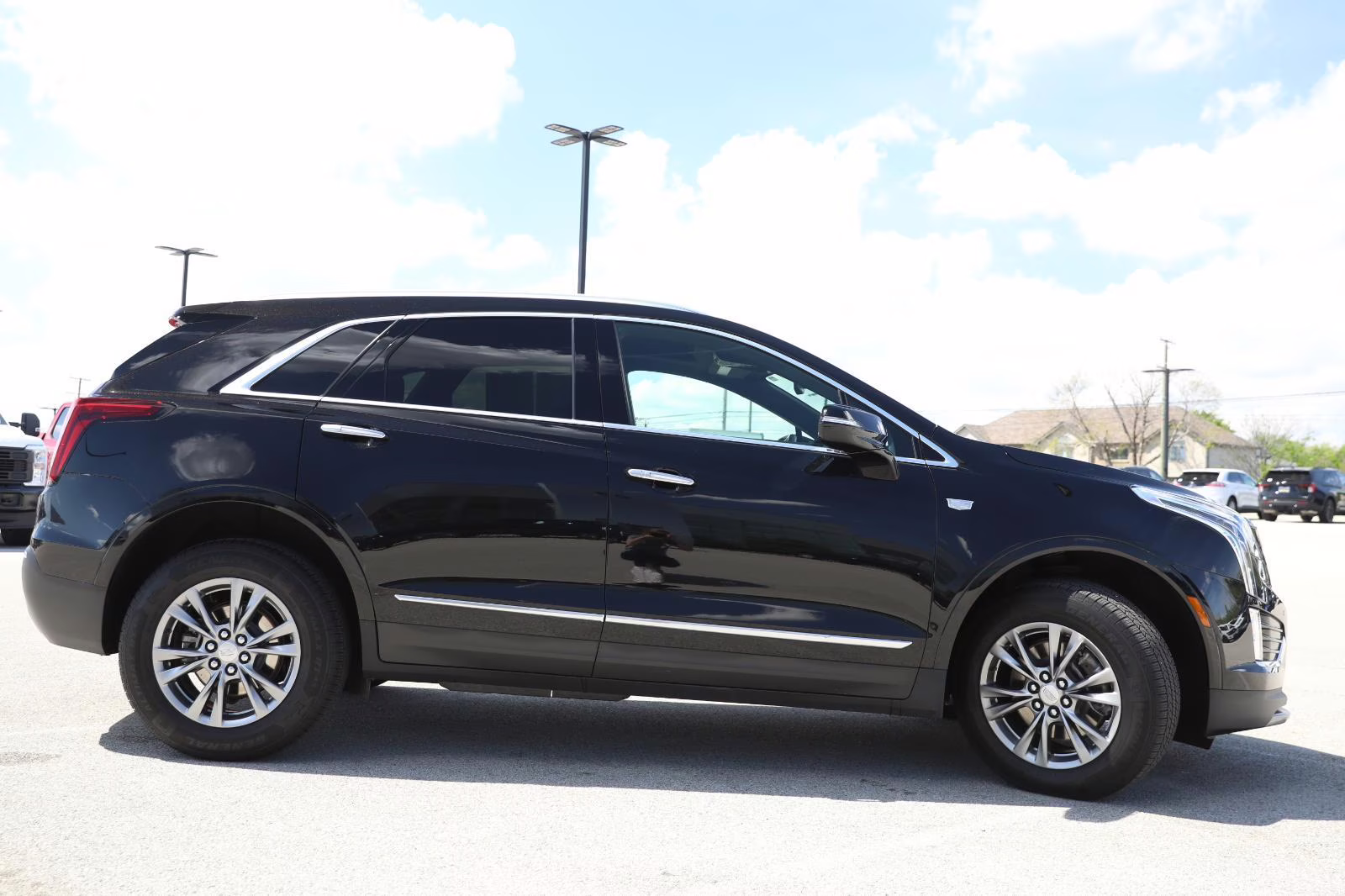 2021 Stellar Black Metallic Cadillac XT5 AWD Premium Luxury AWD SUV