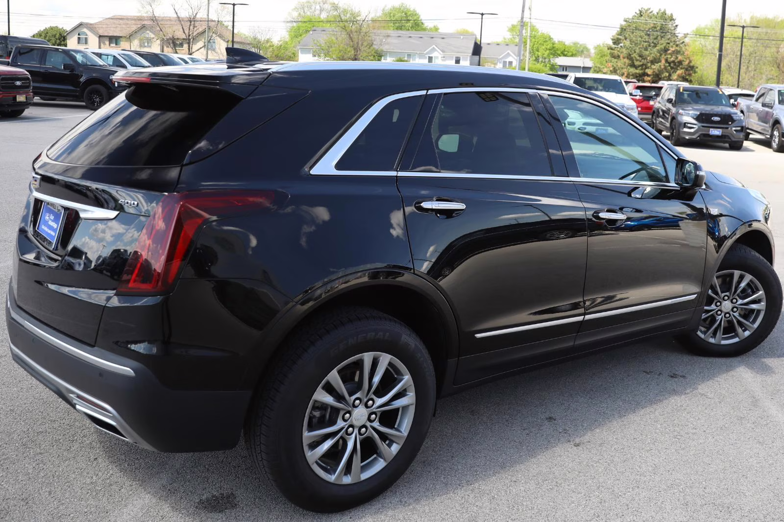 2021 Stellar Black Metallic Cadillac XT5 AWD Premium Luxury AWD SUV