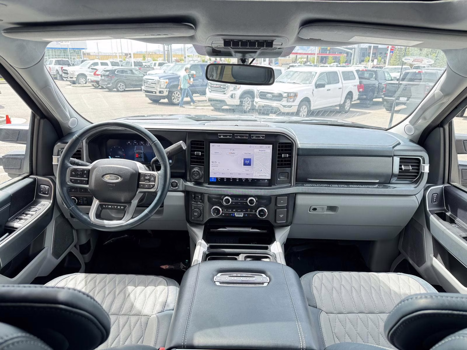 2024 Agate Black Ford Super Duty F-350 SRW Limited 4X4 Truck