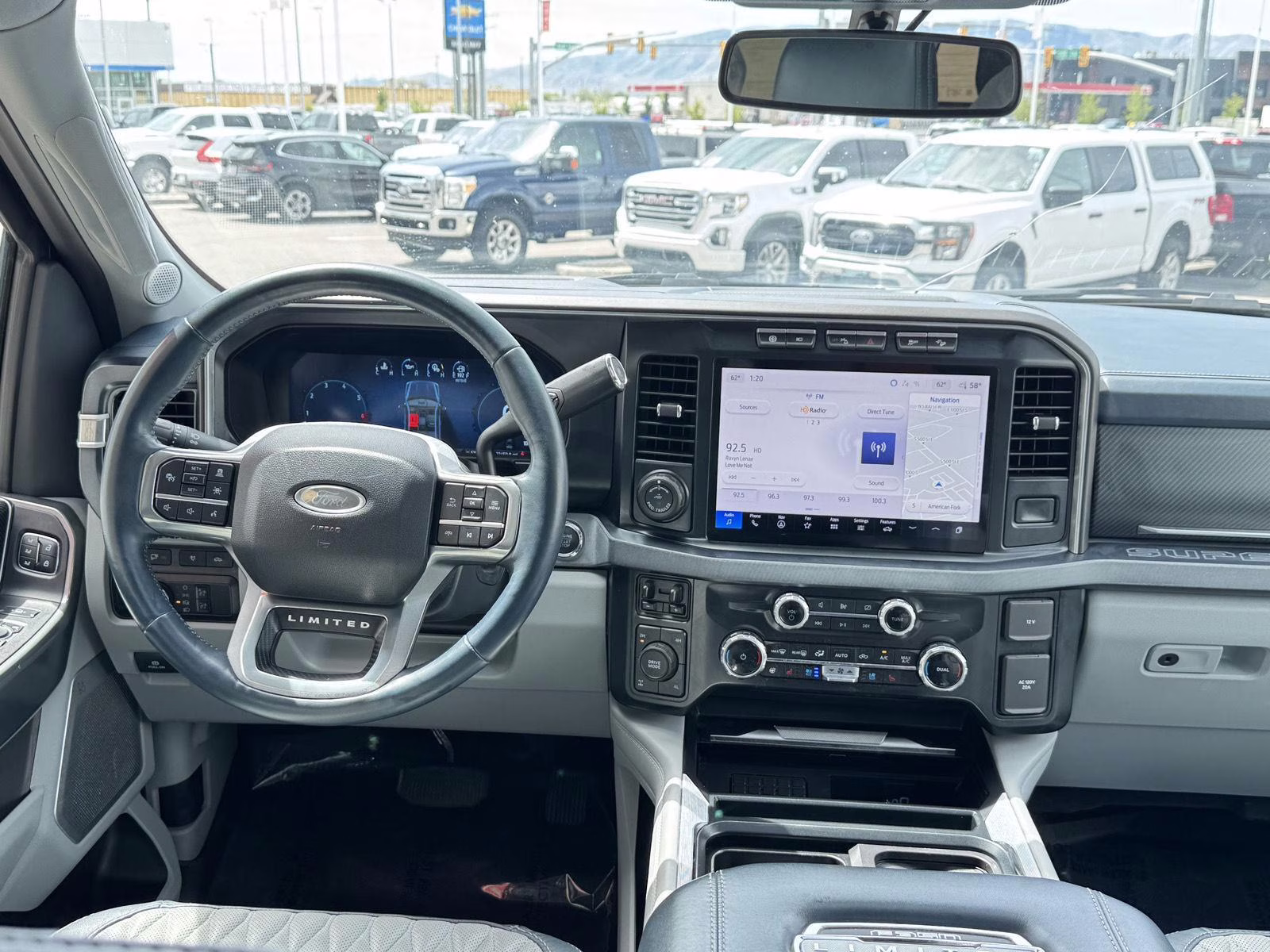 2024 Agate Black Ford Super Duty F-350 SRW Limited 4X4 Truck