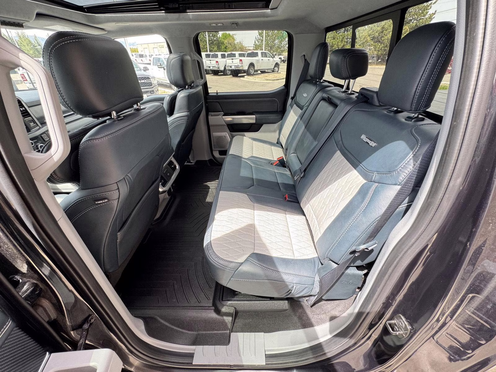 2024 Agate Black Ford Super Duty F-350 SRW Limited 4X4 Truck