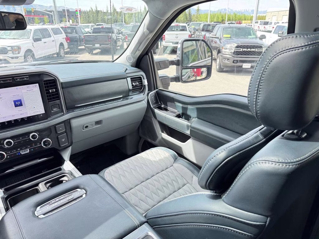 2024 Black Ford Super Duty F-350 SRW Limited 4X4 Truck