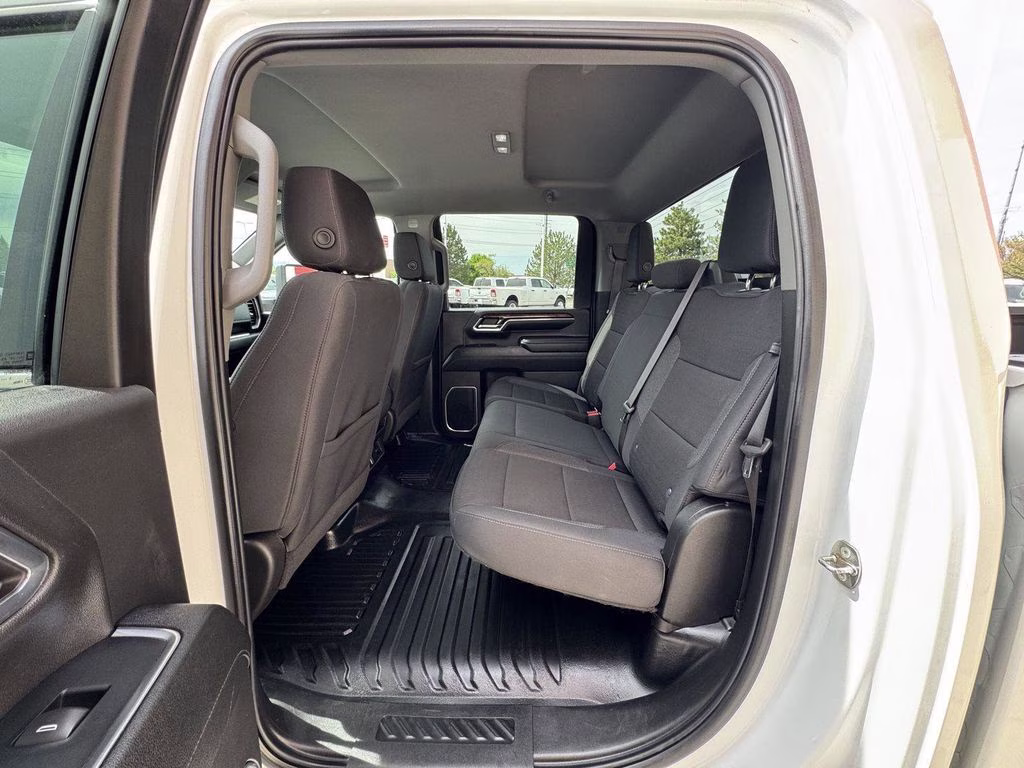 2024 White GMC Sierra 3500HD SLE 4X4 Truck