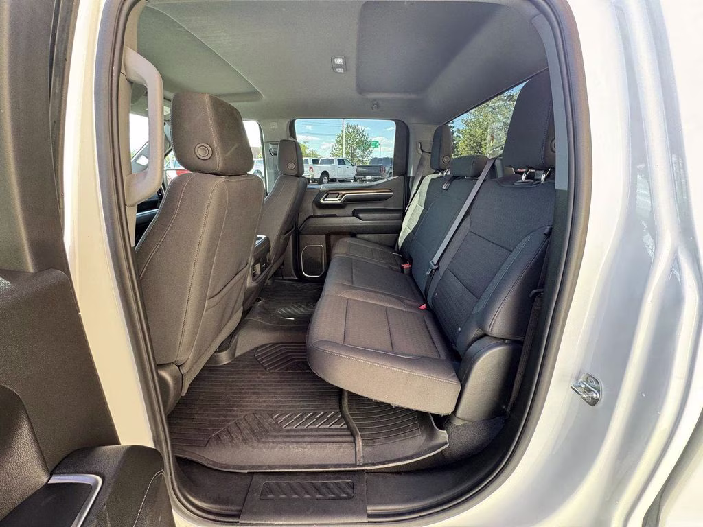 2023 White Chevrolet Silverado 1500 RST 4X4 Truck