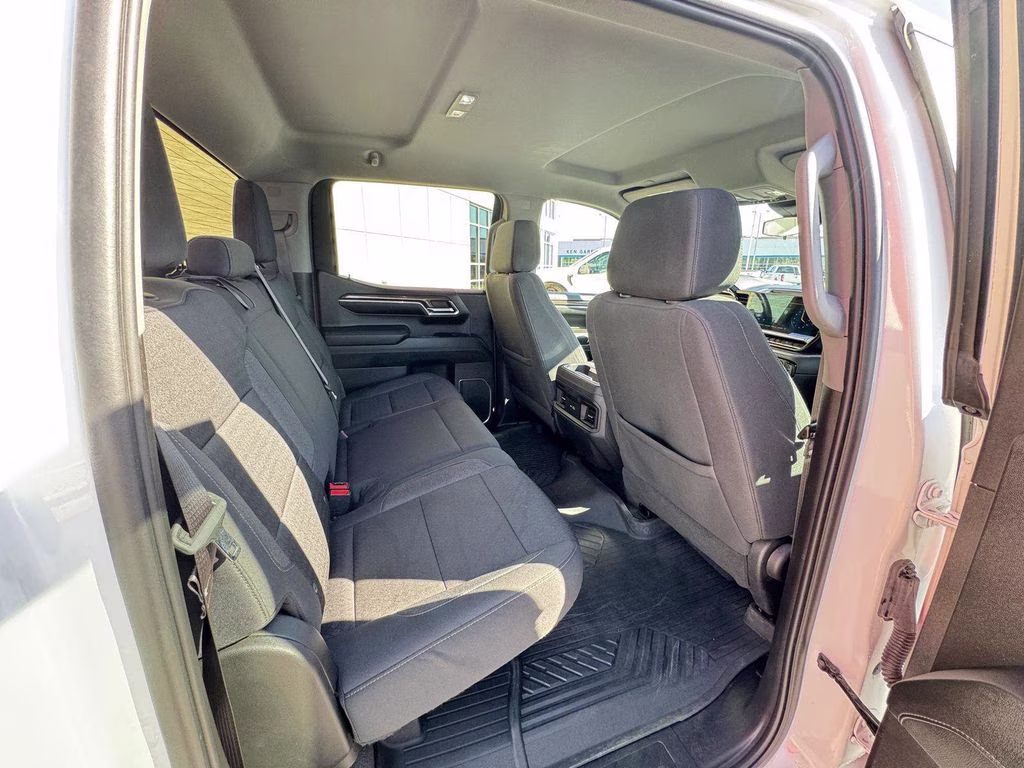2023 White Chevrolet Silverado 1500 RST 4X4 Truck