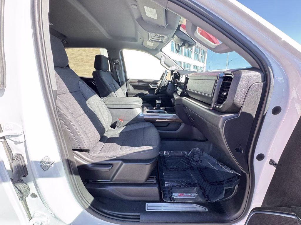 2023 White Chevrolet Silverado 1500 RST 4X4 Truck