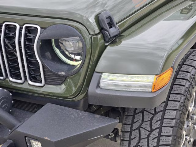 2024 Sarge Green Clearcoat Jeep Wrangler Sahara 4X4 SUV