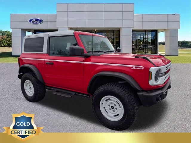 2024 Race Red Ford Bronco Heritage Edition 4X4 Convertible