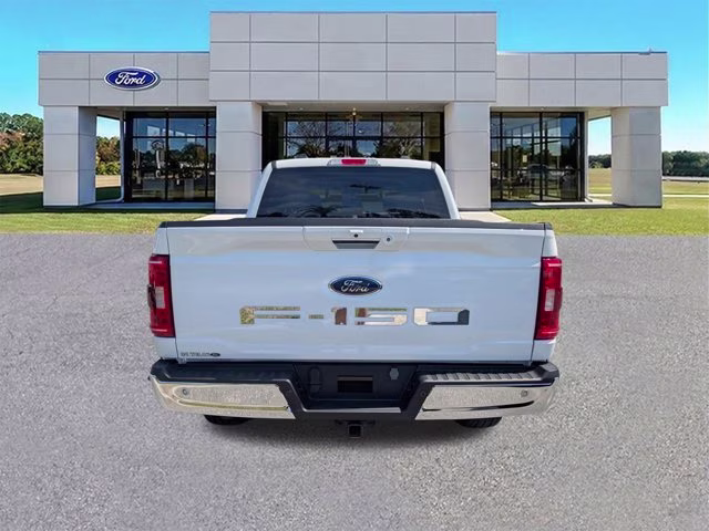 2023 Oxford White Ford F-150 XLT 4X4 Truck