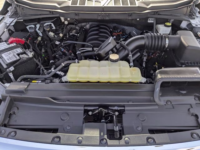 2023 Oxford White Ford F-150 XLT 4X4 Truck