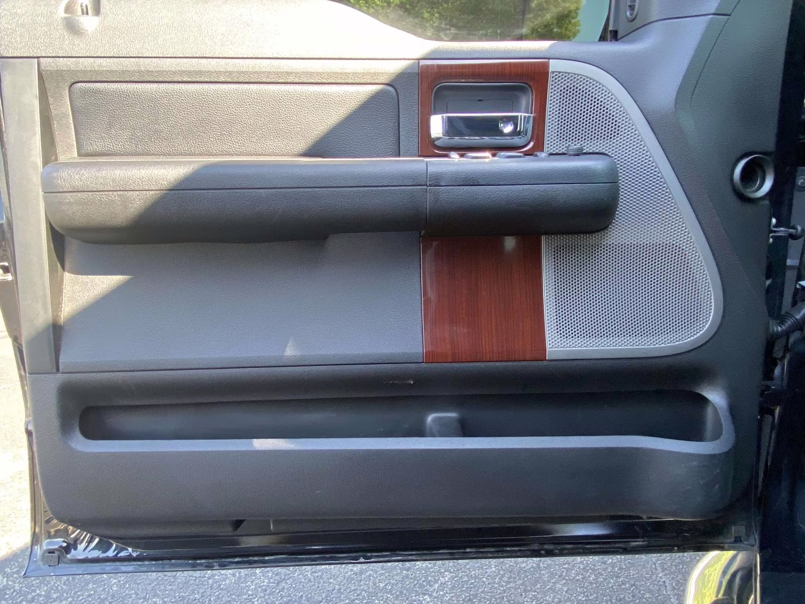 2008 Black Clearcoat Ford F-150 Lariat RWD Truck