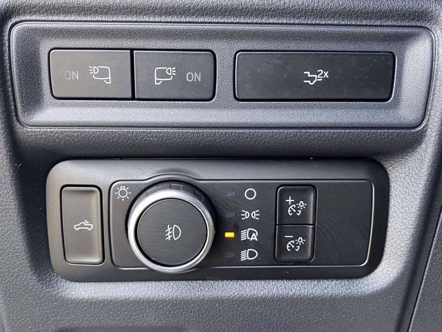 2023 Avalanche Ford F-150 XLT 4X4 Truck