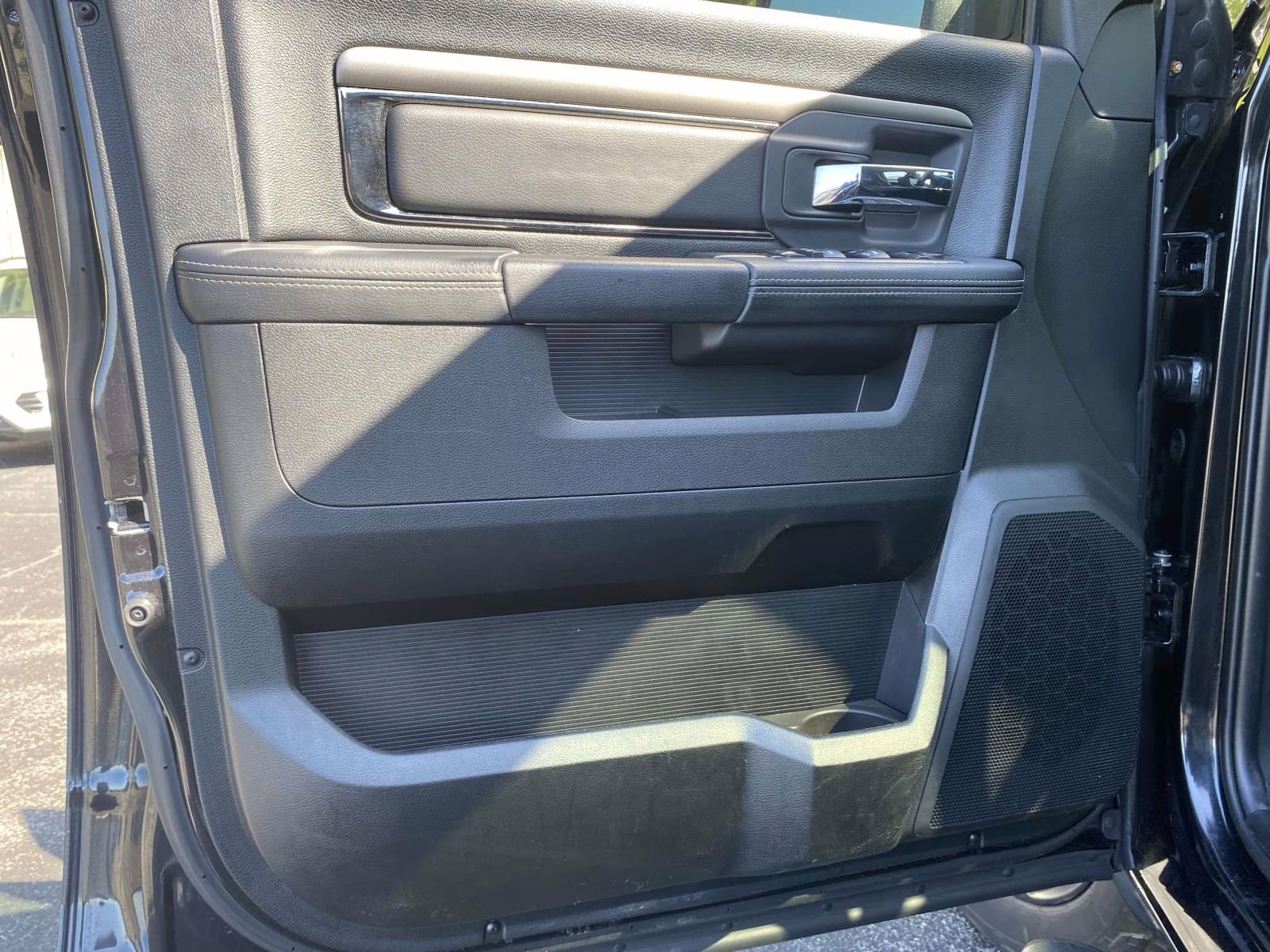 2017 Brilliant Black Crystal Pearlcoat Ram 1500 Night RWD Truck