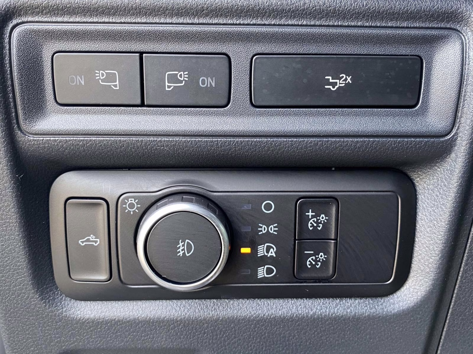 2023 Avalanche Ford F-150 XLT 4X4 Truck