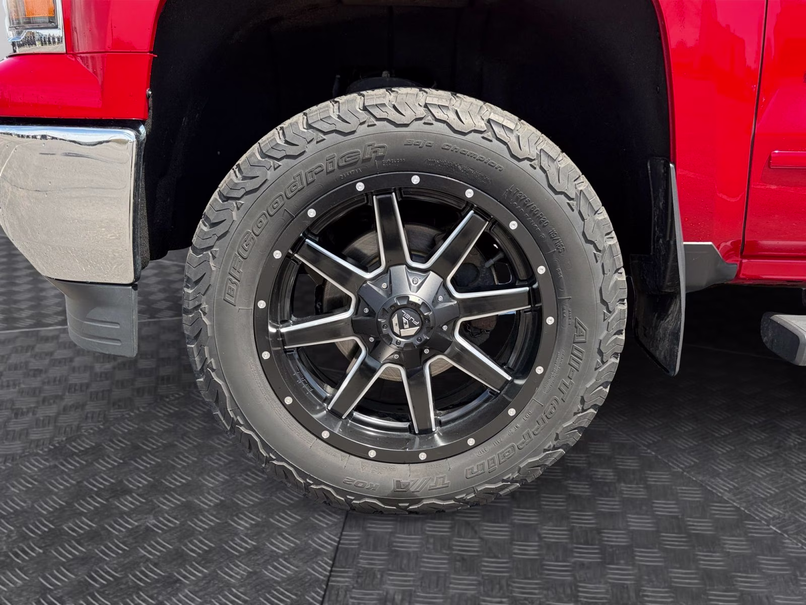 2015 Victory Red Chevrolet Silverado 1500 LT 4X4 Truck