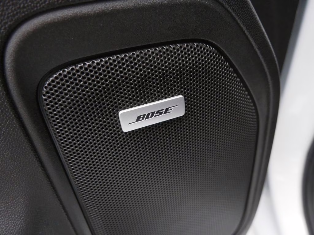 2020 Summit White GMC Sierra 1500 SLT 4X4 Truck