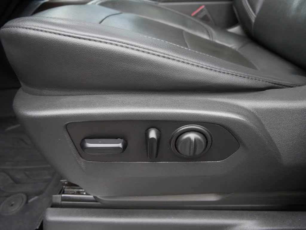 2020 Summit White GMC Sierra 1500 SLT 4X4 Truck