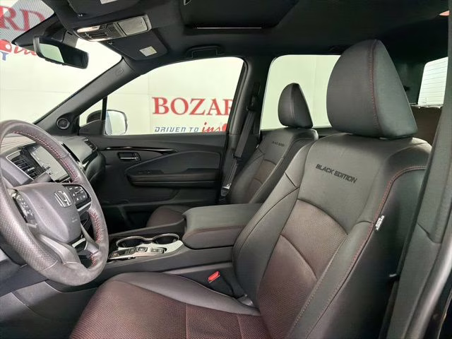 2025 Crystal Black Pearl Honda Ridgeline Black Edition AWD Truck